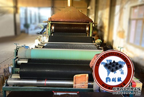 排水板廠(chǎng)家http://www.kaishunjituan.com/